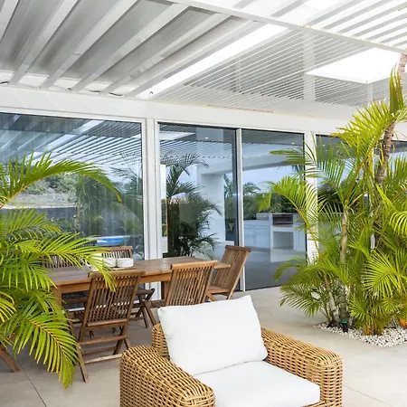 Golf Palms *